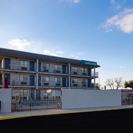 Motel 6-San Antonio, Tx - West Seaworld Exterior photo