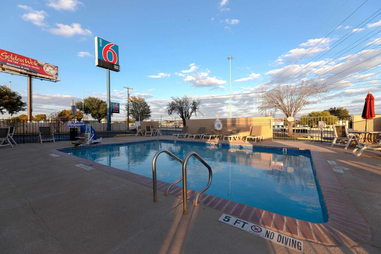 Motel 6-San Antonio, Tx - West Seaworld Exterior photo